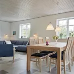 Holiday home 4 Star Holiday Home In Nexo *