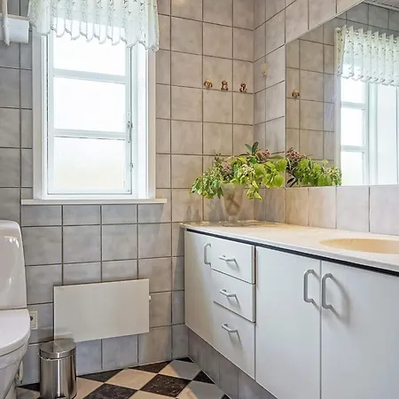 Dom wakacyjny 8 Person In *