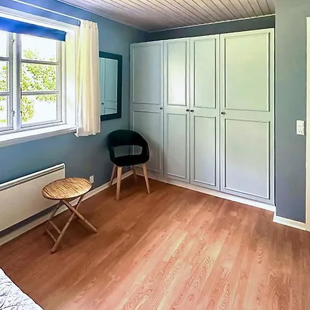 8 Person In Dom wakacyjny Nexø